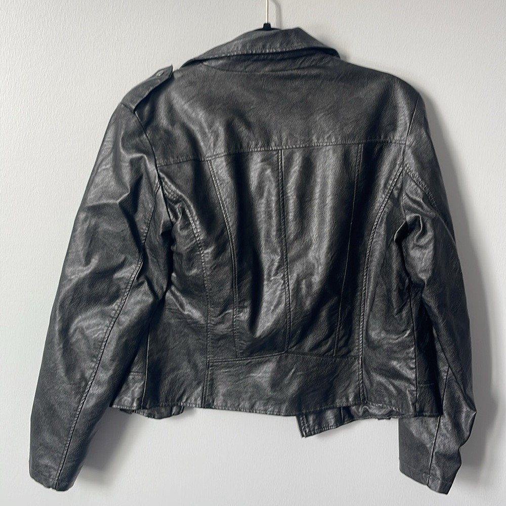 Jacket - Picture 2 of 2